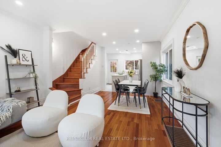 Property Photo:  532 Merton Street  ON M4S 1B3 