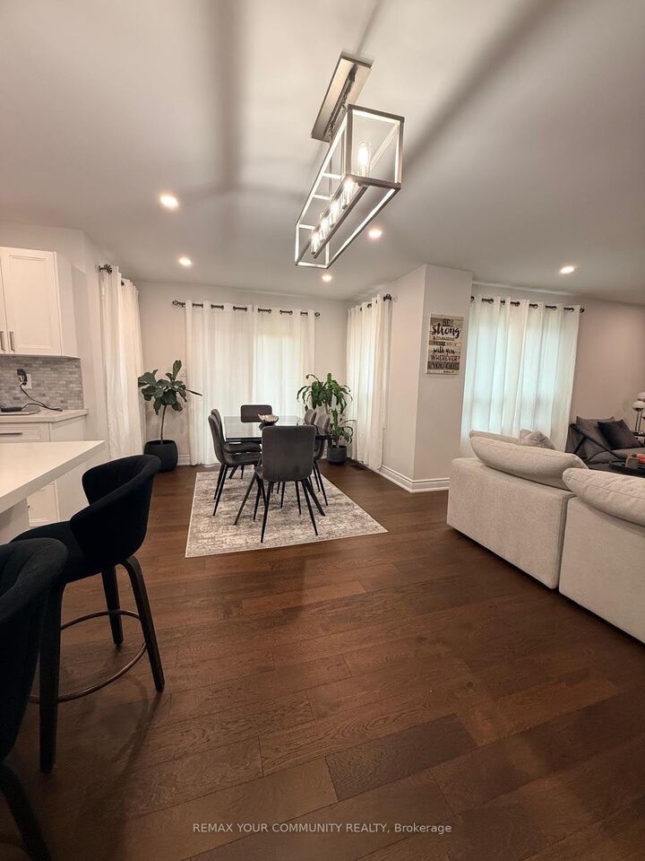 Property Photo:  709 Barnes Crescent  ON L1J 8K2 