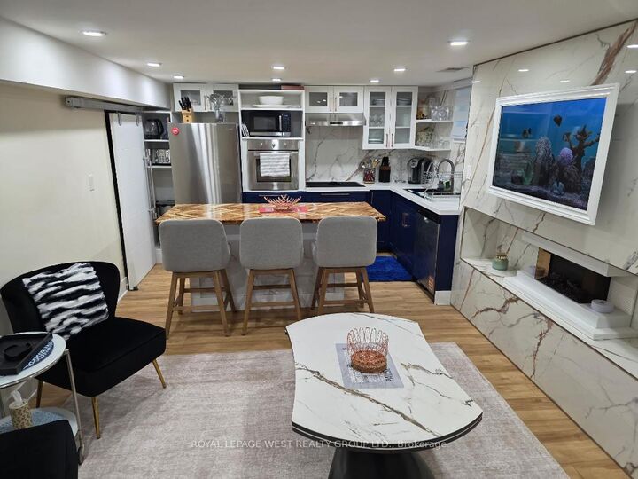 Property Photo:  19 Barnes Crescent Lower Level  ON M1G 1Z8 