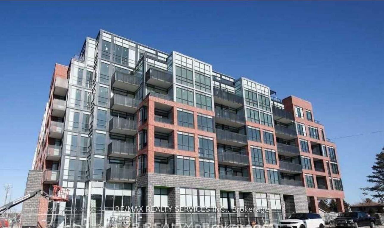 Property Photo:  681 Yonge Street 322  ON L4N 4E8 