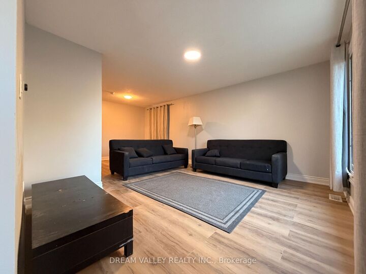 Property Photo:  195 Keefer Road  ON L2V 4N3 