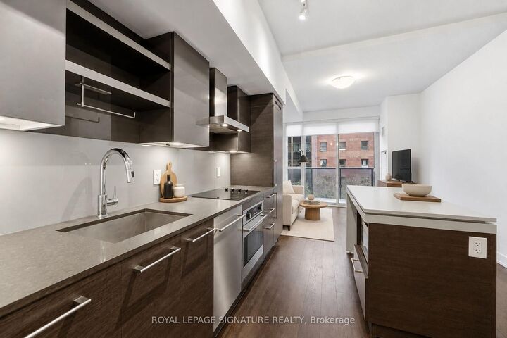 Property Photo:  1030 King Street W 407  ON M6K 0B4 