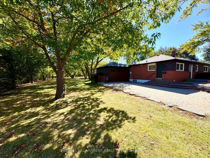 Property Photo:  292 Woodward Avenue  ON L9T 1V2 