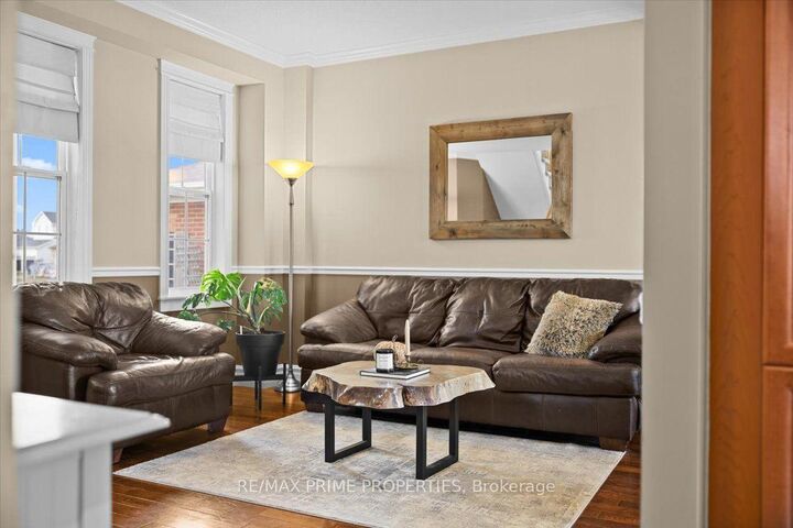 Property Photo:  993 Linaria Walk  ON K4A 0E2 