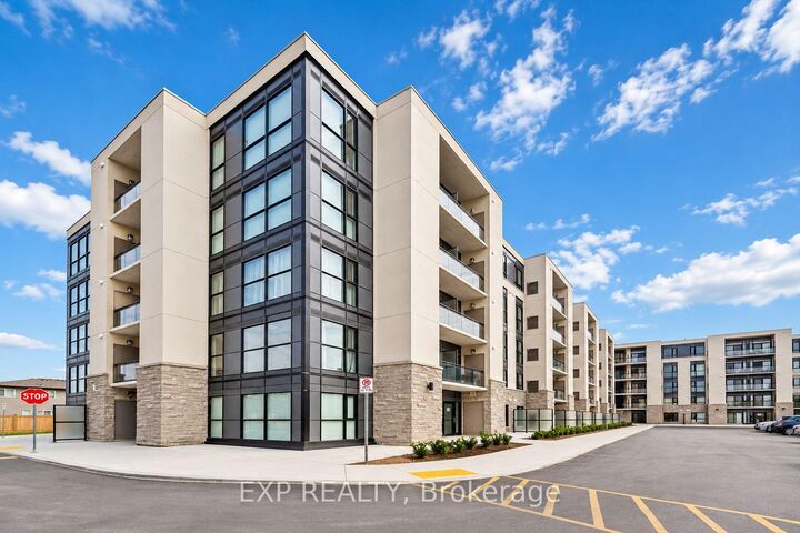 Property Photo:  50 Herrick Avenue Up44  ON L2P 0G3 
