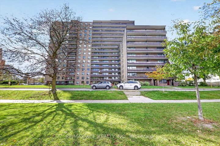Property Photo:  180 Markham Road 311  ON M1M 2Z9 