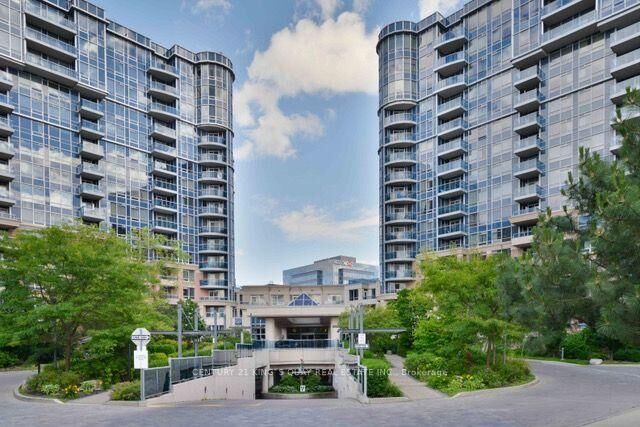 Property Photo: 23 Cox Boulevard 572 ON L3R 7Z9