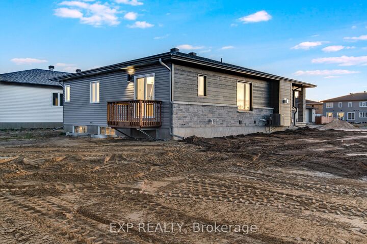 Property Photo:  23 Mayer Street  ON K0A 2M0 