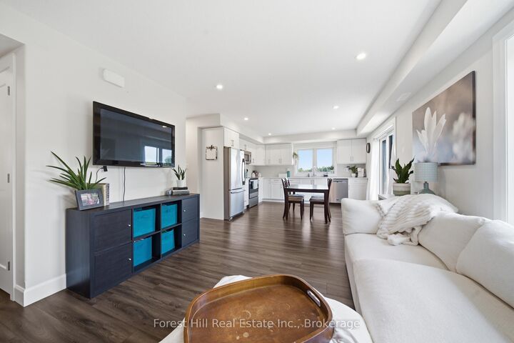 Property Photo:  3202 Vivian Line 21  ON N5A 0K6 