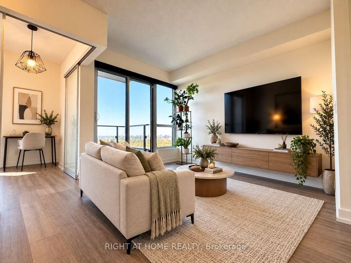 Property Photo:  395 Bloor Street E 3705  ON M4W 0B4 