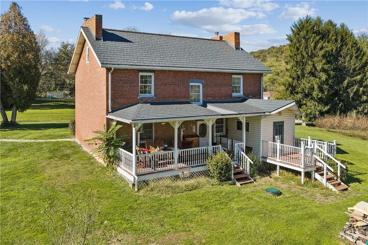Property Photo: 482 Independence Rd PA 15001