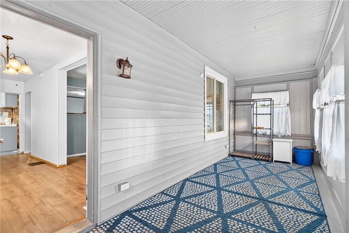 Property Photo:  2025 7th Ave  PA 15010 
