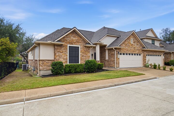 Property Photo:  4201 Wild Iris Lane  TX 78727 