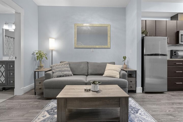 Property Photo:  4808 Linden Drive 109  BC V4K 0B5 