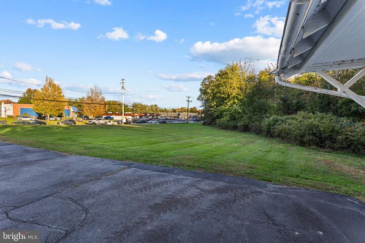 Property Photo:  376 Main Street  PA 19438 