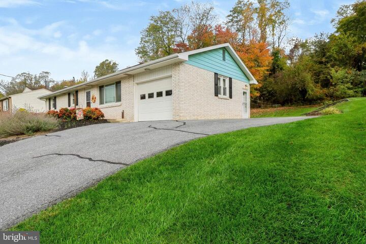 Property Photo:  605 Fishing Creek Road  PA 17070 