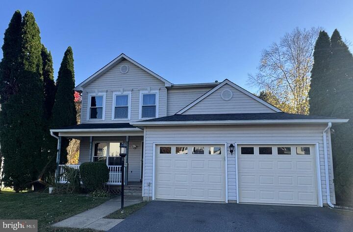 Property Photo:  6217 Oaklawn Lane  VA 22193 