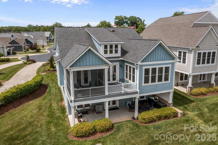 Property Photo:  122 Sisters Cove Court  NC 28117 