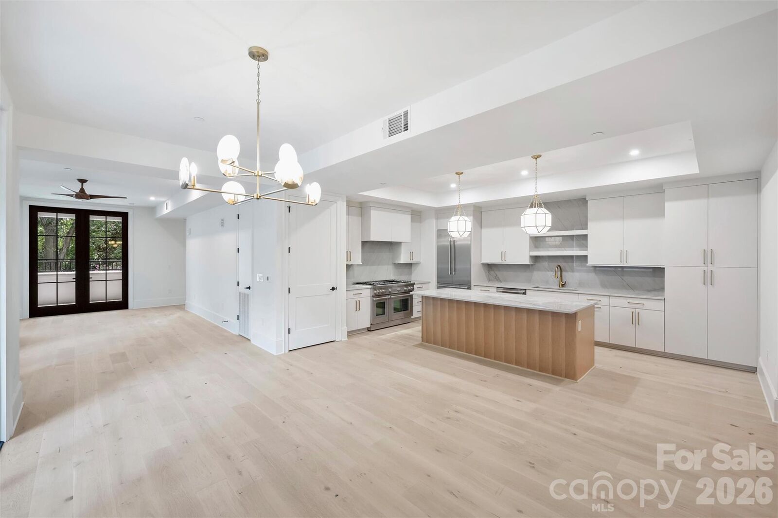 Property Photo:  409 Queens Road 203  NC 28207 