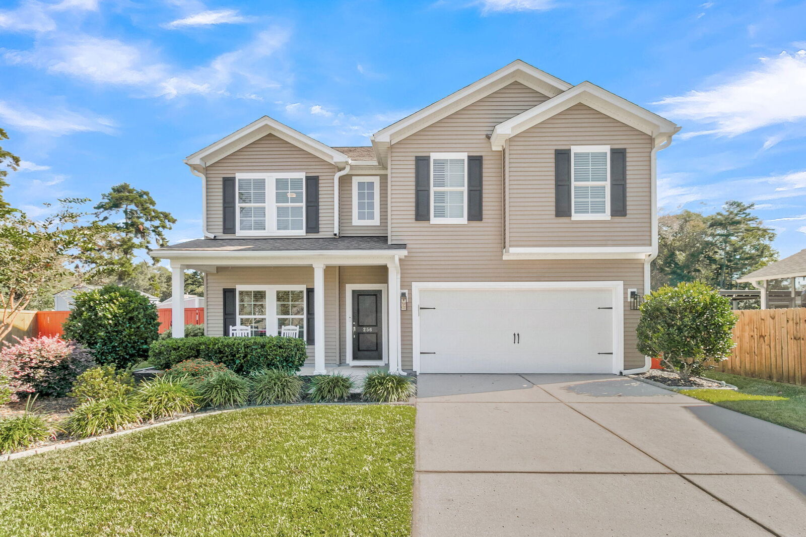 Property Photo: 256 Gazania Way SC 29414