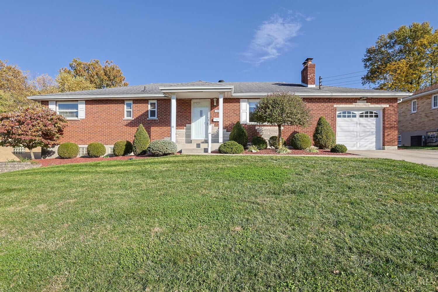 Property Photo:  5764 Lauderdale Drive  OH 45239 