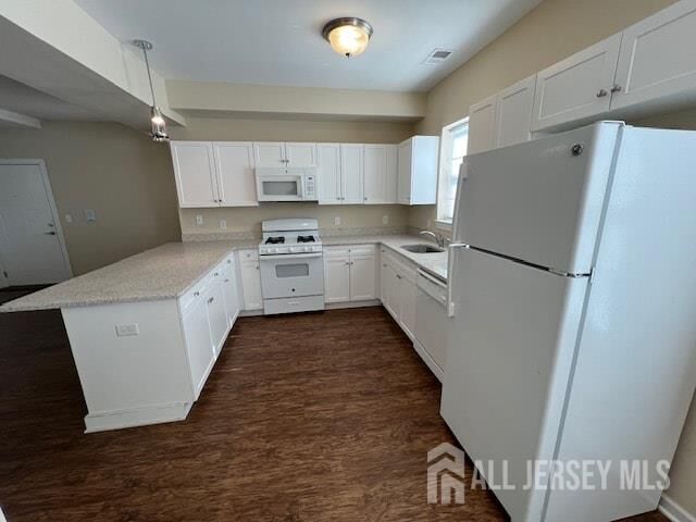 Property Photo:  74 Division Street 11  NJ 08882 