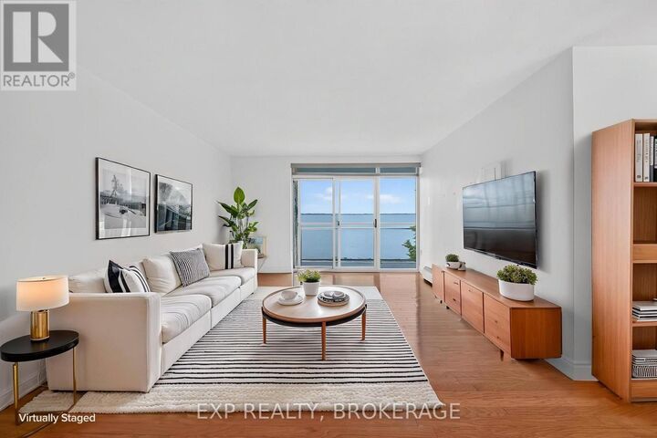 Property Photo:  1 Mowat Avenue  ON K7M 1J8 