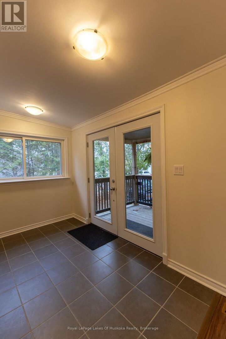 Property Photo:  40 Ewing Street  ON P1L 1C6 