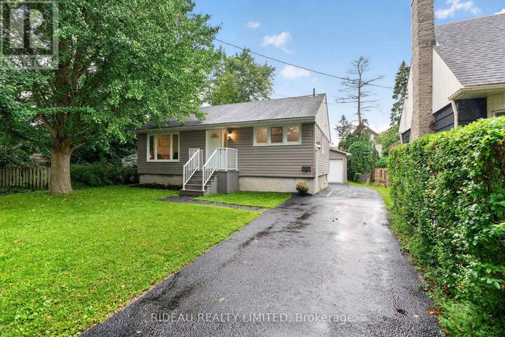 Property Photo: 4 Otter Drive ON K6V 5R7
