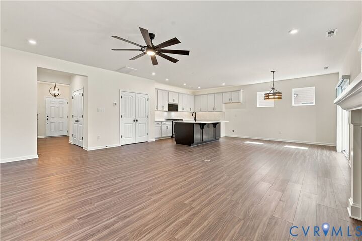 Property Photo:  7712 Hawthorne Avenue  VA 23227 