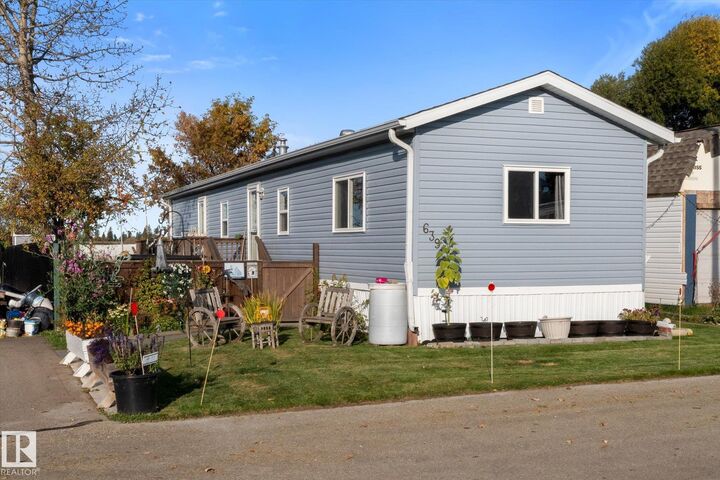 Property Photo:  639 53222 Rge Rd 272  AB T7X 3P7 