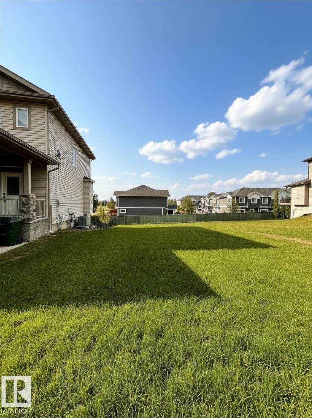 Property Photo:  42 Voleta Court  AB T7X 0J8 