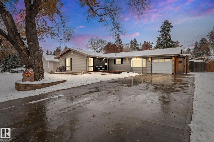 Property Photo:  3 Cypress Avenue  AB T8A 1J3 