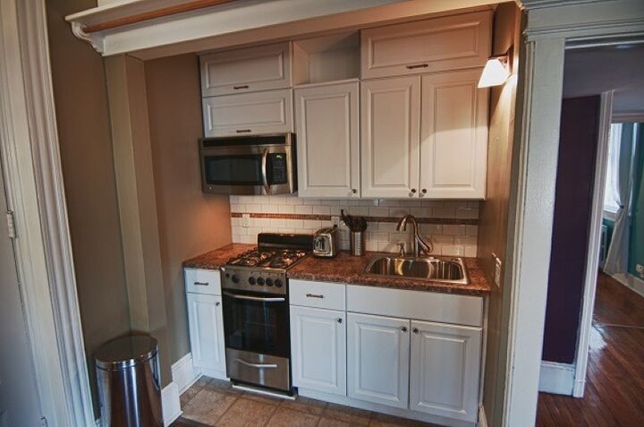Property Photo:  20 N Mountain Ave 1st Right  NJ 07042 