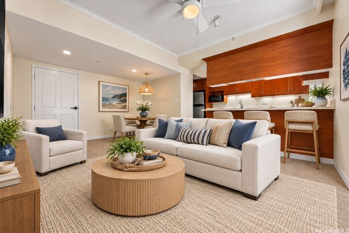 Property Photo: 21 Craigside Place 5E HI 96817