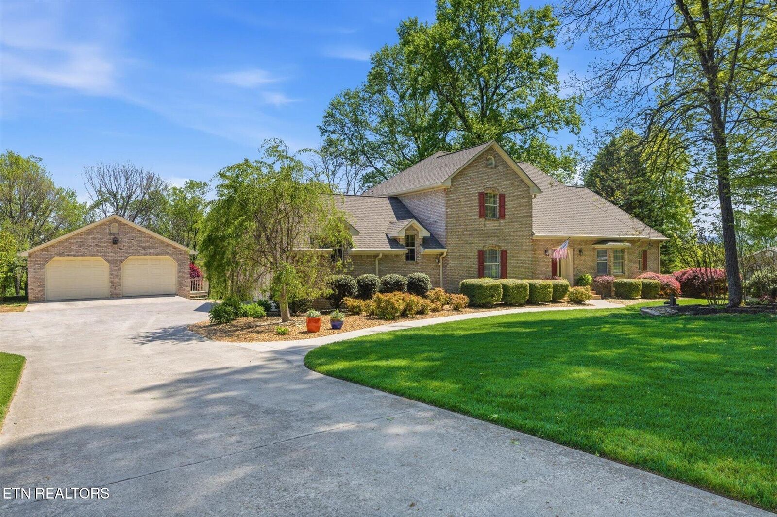 Property Photo:  145 County Road 573  TN 37329 
