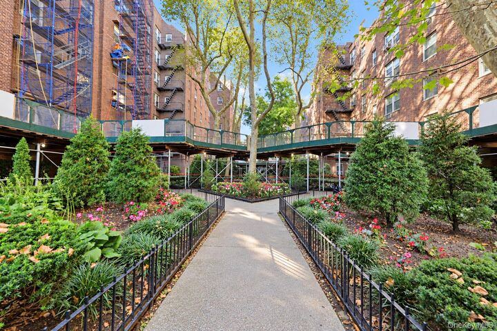 Property Photo: 4310 48th Avenue 7E NY 11377