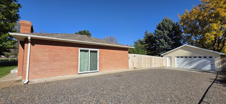 Property Photo: 321 Dixie Avenue NE 69101