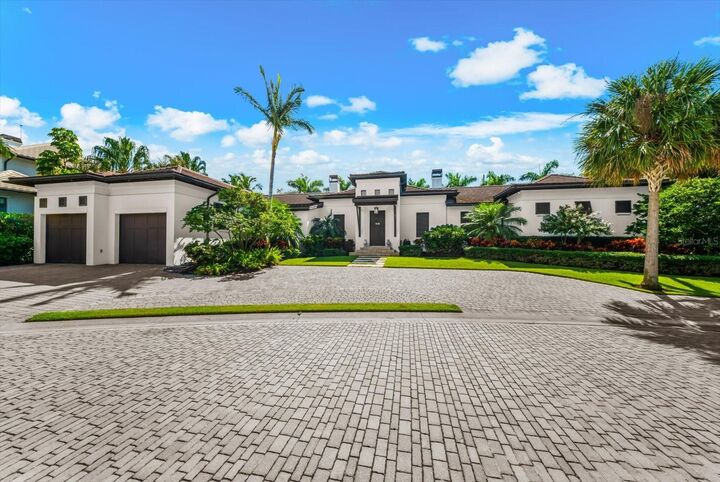Property Photo:  1207 Sharswood Lane  FL 34242 