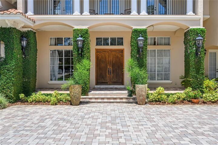 Property Photo:  11209 Macaw Court  FL 34786 