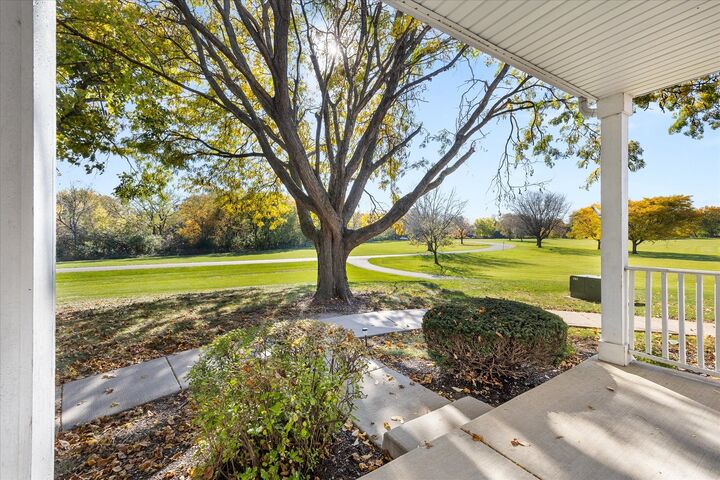 Property Photo:  2215 Dalewood Court  IL 60586 