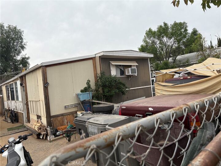 Property Photo:  25105 Avenida Valencia  CA 92548 