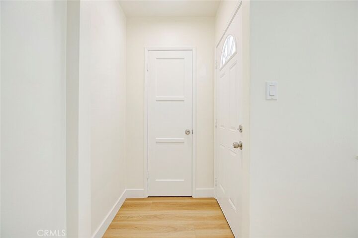 Property Photo:  6643 Colbath Avenue  CA 91406 