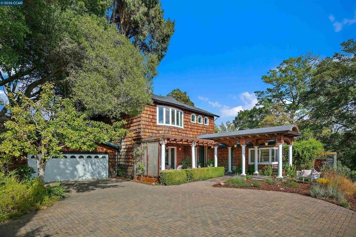 Property Photo:  799 Moraga Rd  CA 94549 