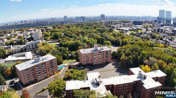 Property Photo:  2348 Linwood Avenue 2O  NJ 07024 