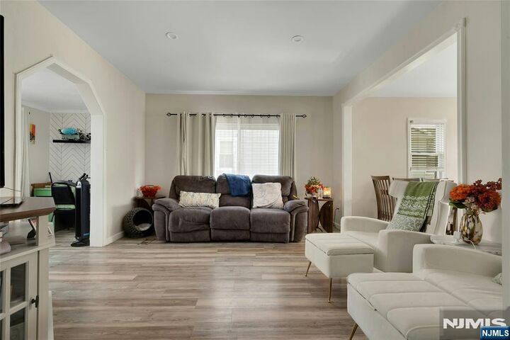 Property Photo:  500 Ridgefield Terrace  NJ 07657 