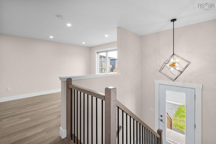 Property Photo:  17 Flatrock Crescent  NS B3T 0N2 