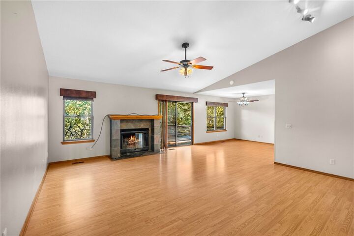 Property Photo:  4 Islip Lane  AR 72714 