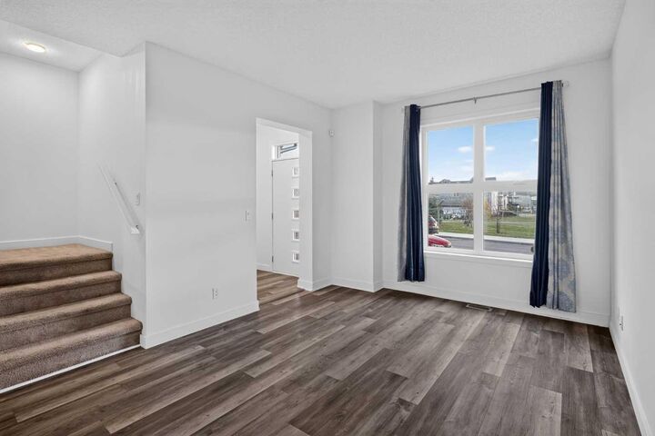 Property Photo:  83 Savanna Park NE  AB T3J 0Y8 