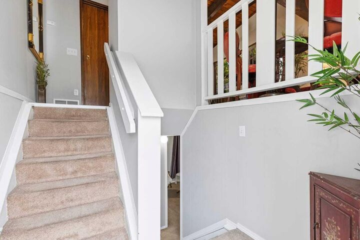 Property Photo:  101 Pinemont Bay NE  AB T1Y 2V7 